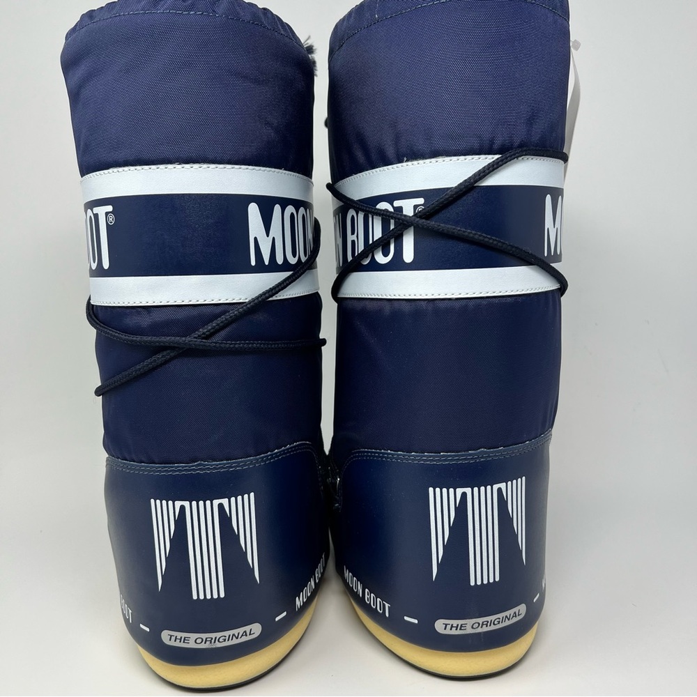 Icon Moon Boots - Picture 5 of 9